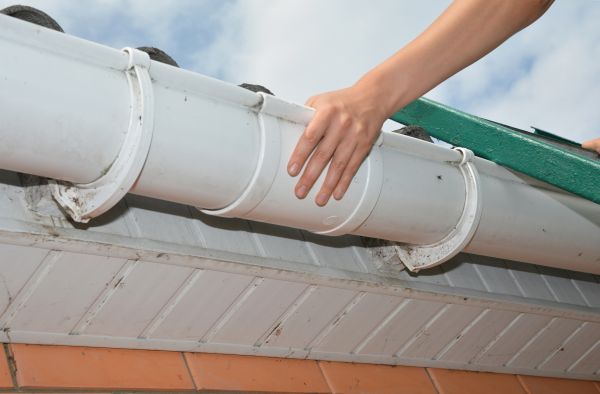 Gutter Reattachment in Pewaukee