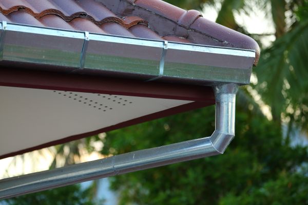 Metal Gutter Repair in Pewaukee